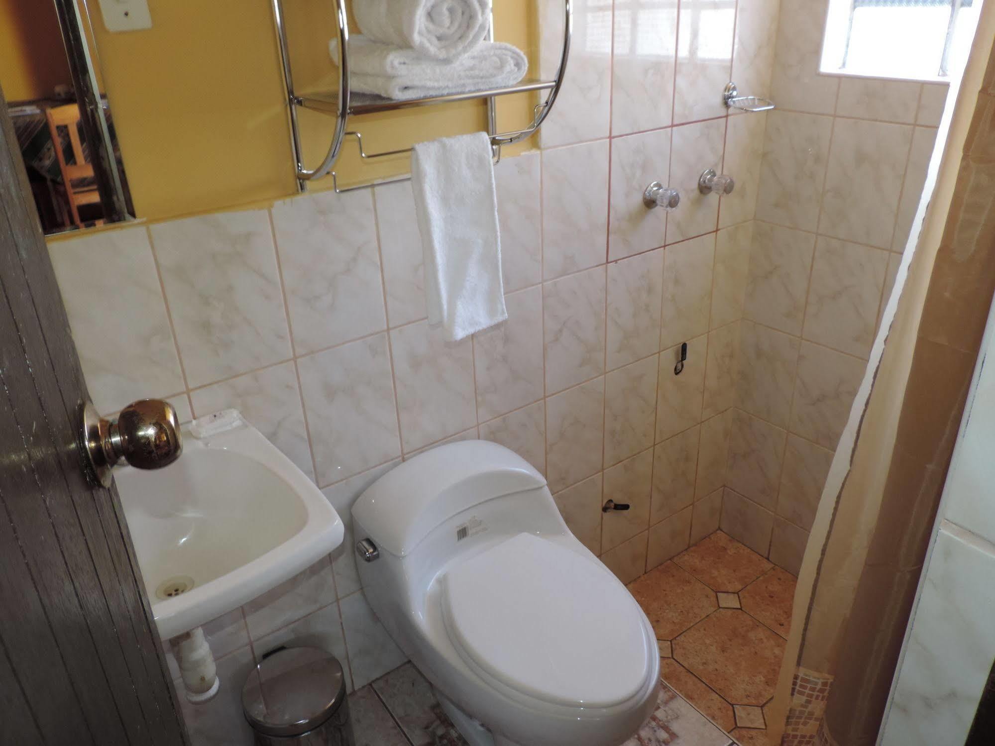 Hospedaje Familiar Kitamayu Písac Esterno foto